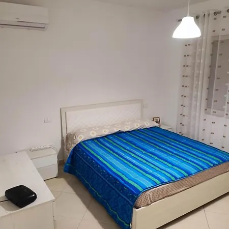 To Albania 4 Apartmán