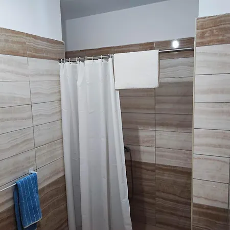 Apartmán To Albania 4